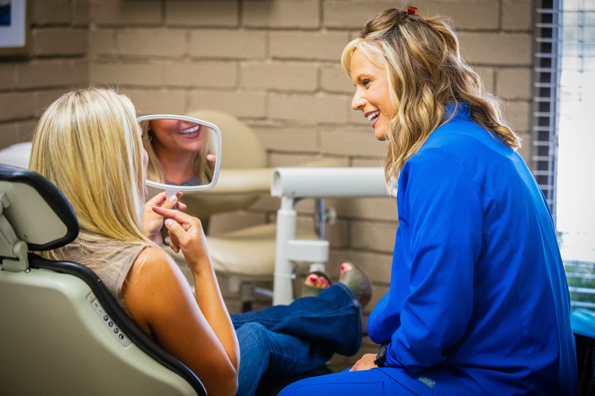 Staff-Candids-Endicott-Dental-Broken-Arrow-OK-Dentist-2021-86